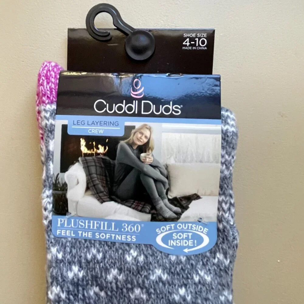 New Cuddl Duds Socks Plushfill 360 Leg Layering Crew Gray White Snowflake Twist